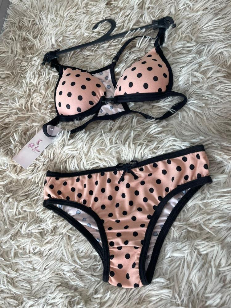 Conjunto menina moça com bojo